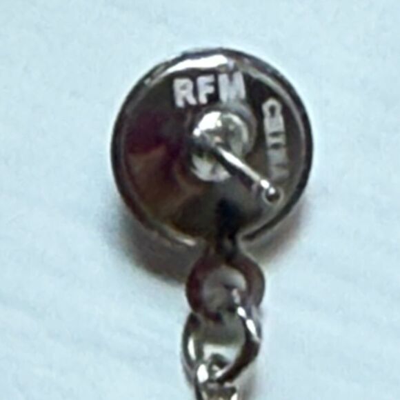 Roberto by RFM Chain Drop Earrings – Glossy Gray Beads and Silver Tone Chain - Picture 6 of 7